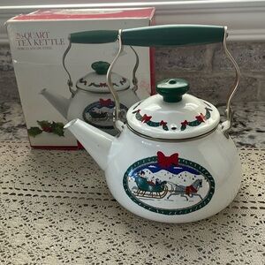 Vintage Festive 2 1/2 quart Porcelain On Steel Tea Kettle